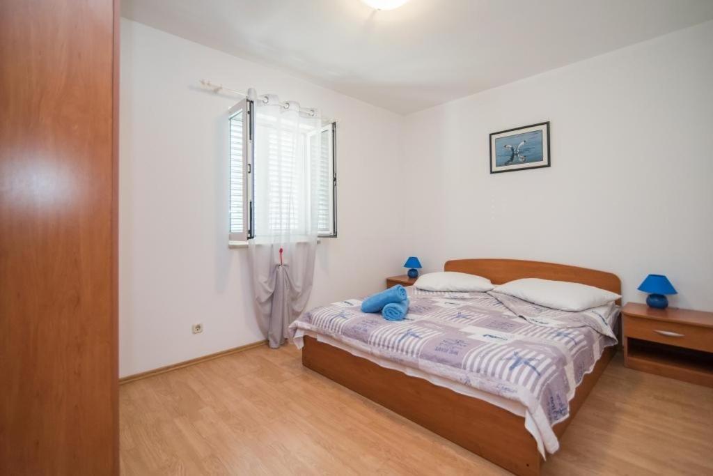 Apartments Batinic Supetar Εξωτερικό φωτογραφία