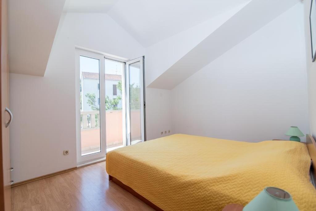 Apartments Batinic Supetar Εξωτερικό φωτογραφία
